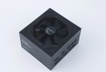 技嘉UD1000GM-PG5评测:1000W电源支持PCIe 5.0,无明显缺点,适合高端显卡。-有卡有网