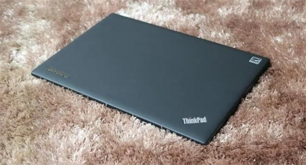 x1carbon和x1nano哪个好