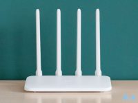 小米路由器4C怎么重新设置？首先将路由器断电，然后按住RESET键5秒，直到指示灯闪烁，松开按键即可恢复出厂设置。-路由网